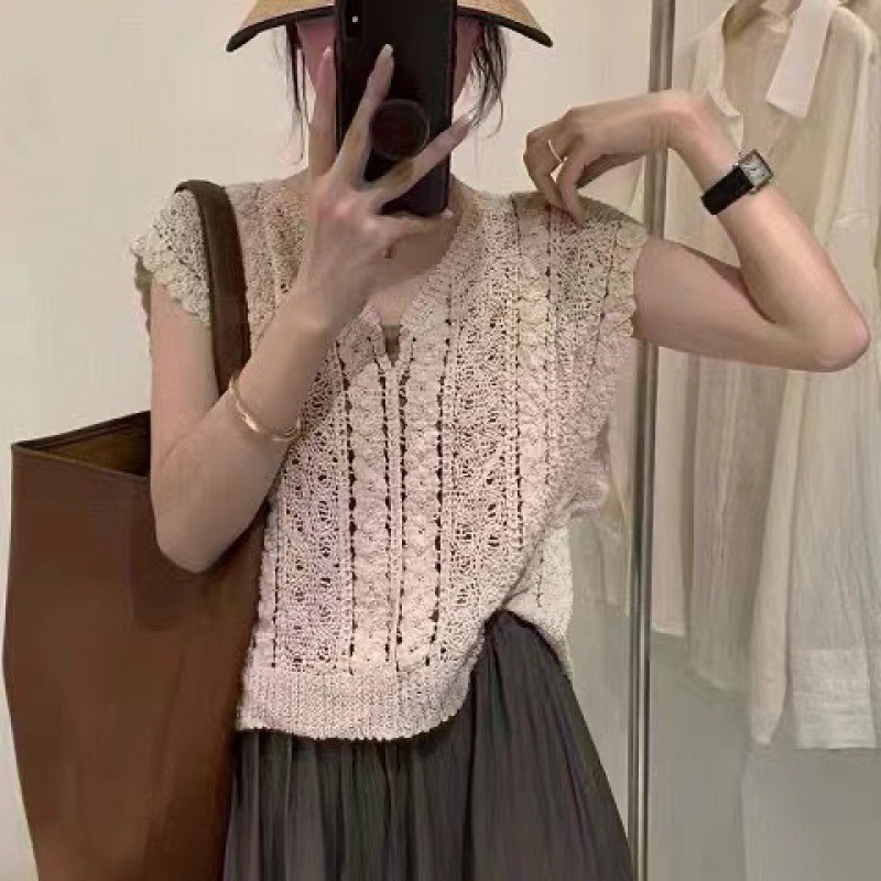 ￼(時尚單品手勾背心)💮時尚設計勾花無袖鏤空短款寬鬆上衣💮簡單穿搭直接套一件就出門 修飾肩膀 修飾腹部 胸大胸小接可駕馭-細節圖10