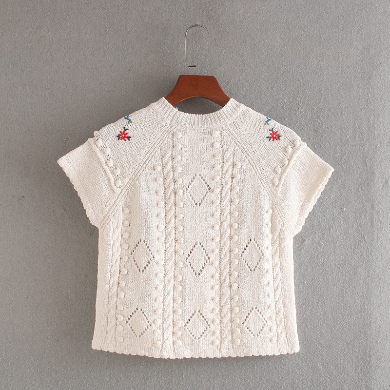 ￼(時尚單品手勾短袖)💐💖時尚百搭甜美圓領刺繡花朵顯瘦短版短袖💖💐-細節圖9