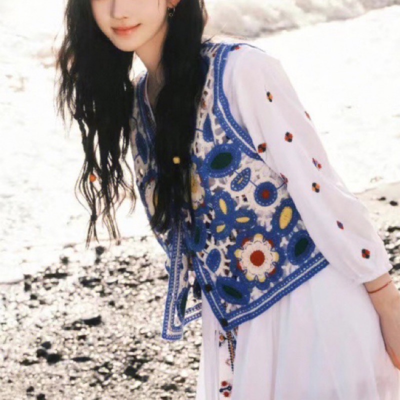 ￼天空寶藍彩織民族風馬甲 女復古背心針織鏤空短版外搭 ins風上衣 韓版休閒嬉皮甜美女士背心馬甲 日系小背心 外搭短款背-細節圖3