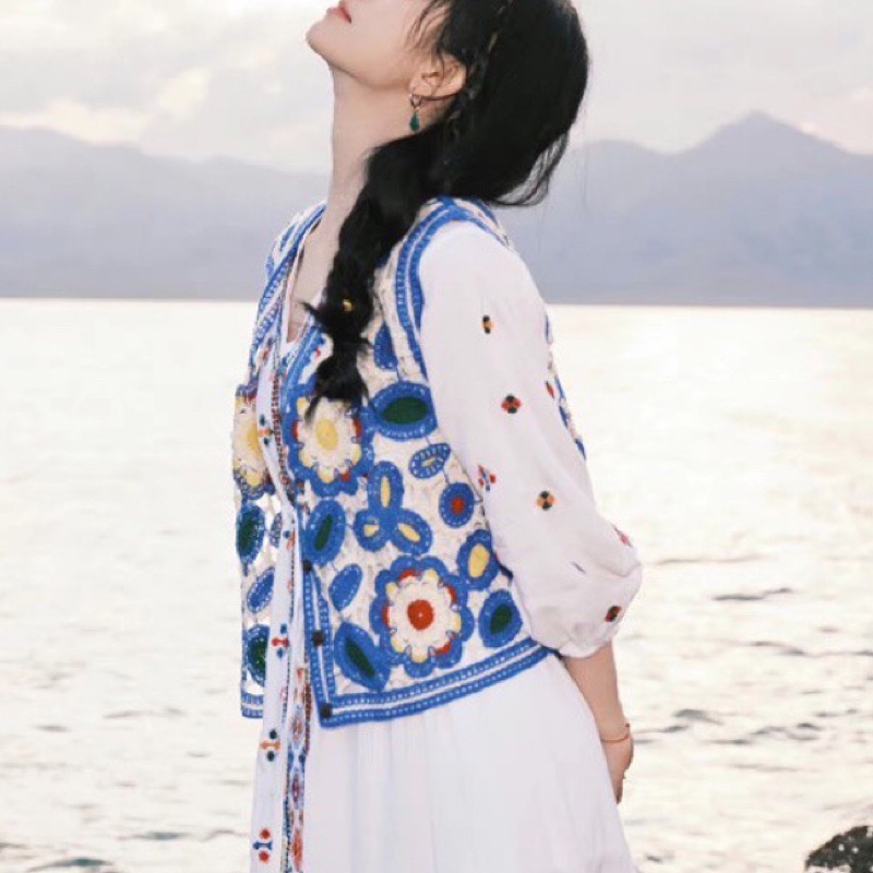 ￼天空寶藍彩織民族風馬甲 女復古背心針織鏤空短版外搭 ins風上衣 韓版休閒嬉皮甜美女士背心馬甲 日系小背心 外搭短款背-細節圖6
