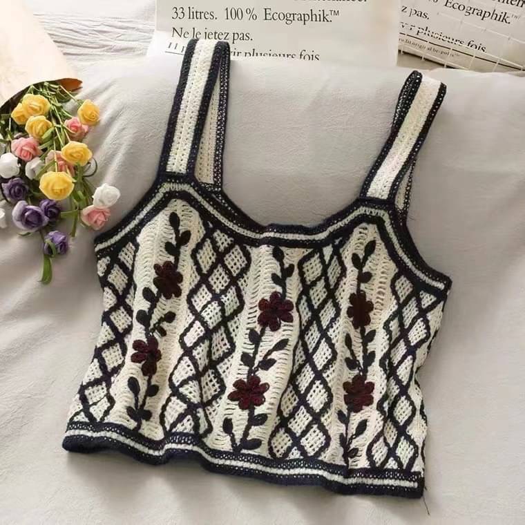 ￼（時尚單品手勾背心）（✅️加大版✅️）🌸🔷️復古鉤花立體花朵刺繡針織背心🔷️🌸-細節圖6