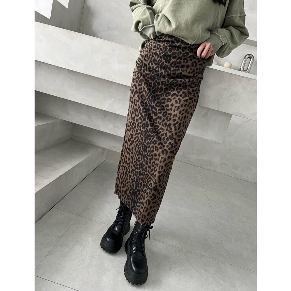 Cozy . 正韓🇰🇷 豹紋麂皮裙-細節圖6