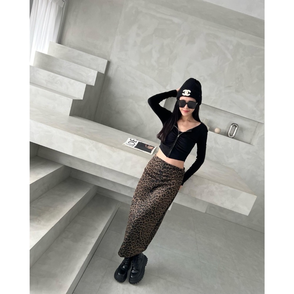 Cozy . 正韓🇰🇷 豹紋麂皮裙-細節圖9