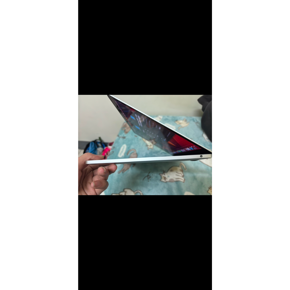 Macbook Pro 2019 8G/128G-細節圖2