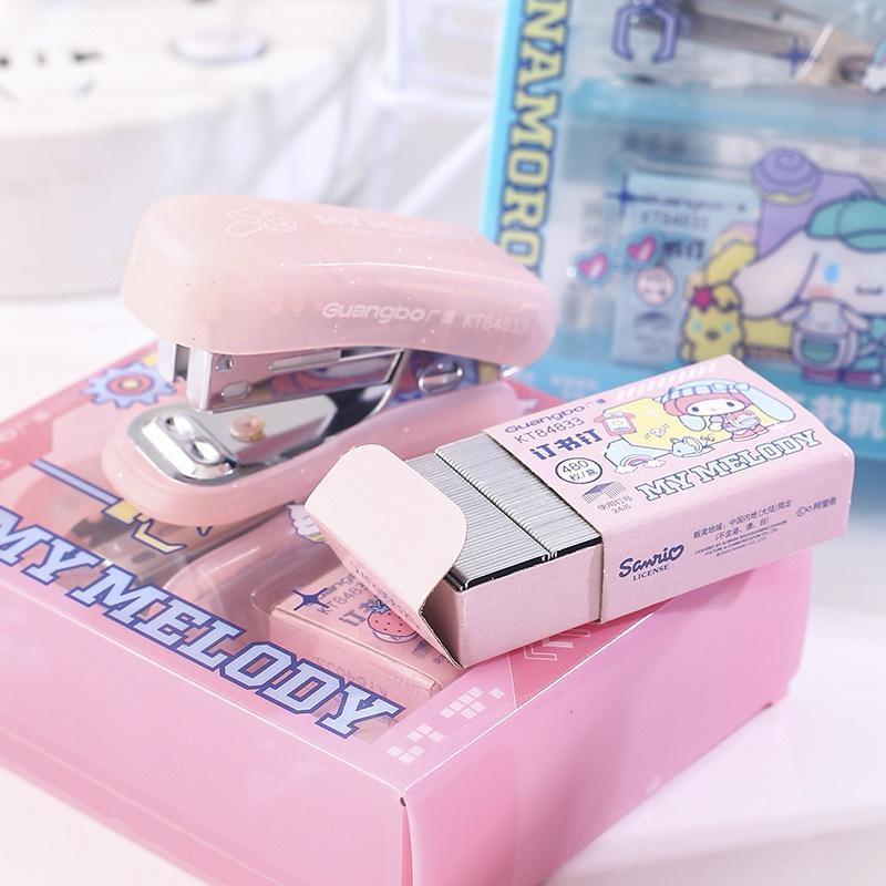 【台灣現貨🎁J&E比選物店】正版 三麗鷗 訂書機 釘書機 訂書釘 釘書針 文具 訂書機套裝 庫洛米 大耳狗-細節圖3