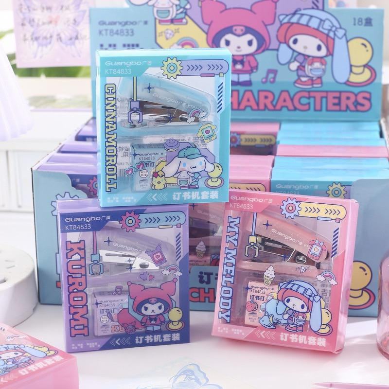 【台灣現貨🎁J&E比選物店】正版 三麗鷗 訂書機 釘書機 訂書釘 釘書針 文具 訂書機套裝 庫洛米 大耳狗-細節圖4