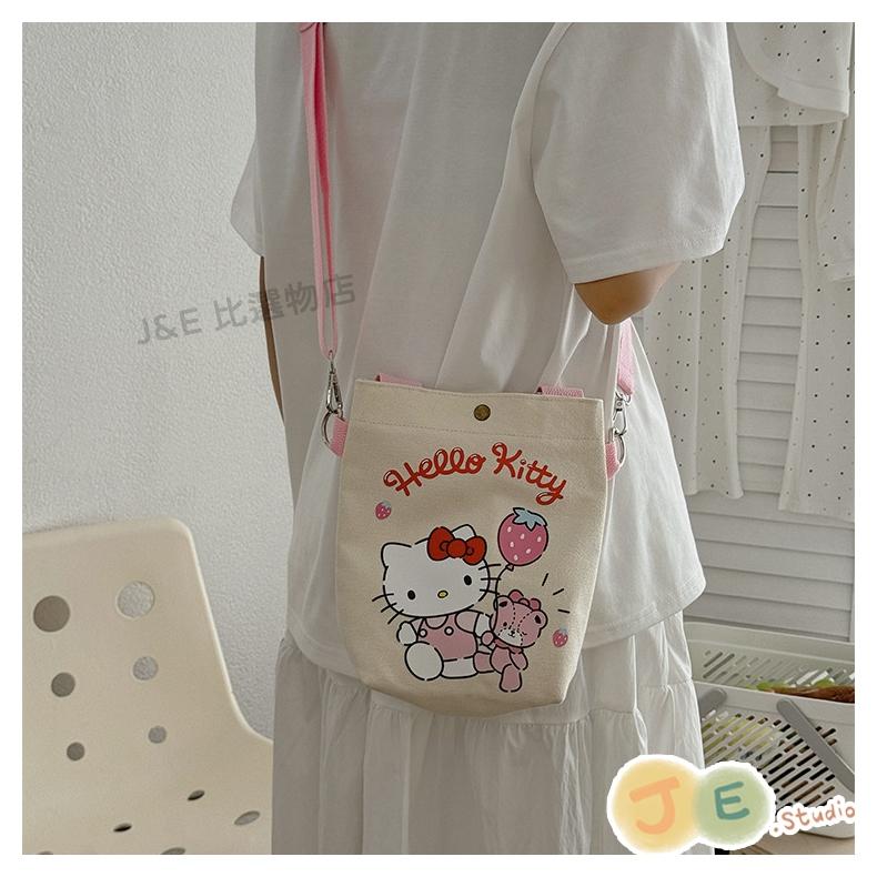 【台灣現貨🎁J&E比選物店】正版 三麗鷗 迷你斜挎包 斜背包 手提包 帆布包 手提帆布包 庫洛米 包包-細節圖9