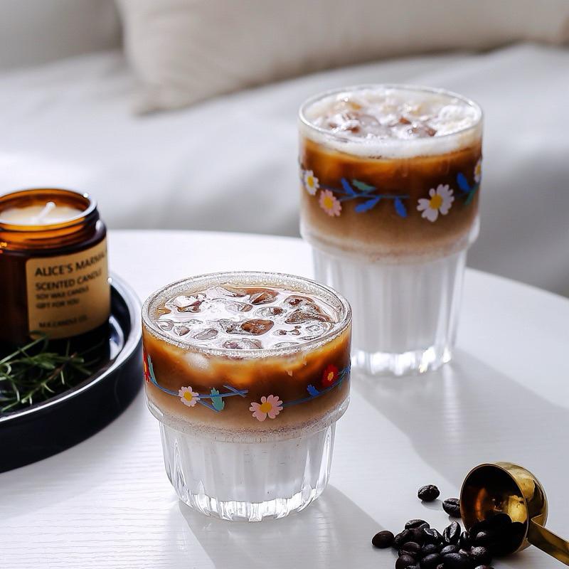 【台灣現貨🎁J&E比選物店】 雛菊白花 玻璃杯 可疊加 下午茶 杯子 水杯 玻璃 聖誕-細節圖6