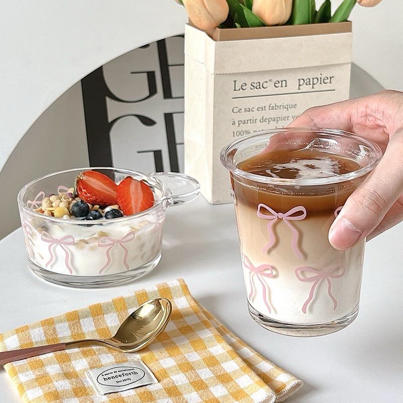 【台灣現貨🎁J&E比選物店】 蝴蝶結 玻璃杯 玻璃碗 套裝 杯子 水杯 甜點杯 甜點碗 單耳碗 咖啡杯 翻口杯-細節圖3