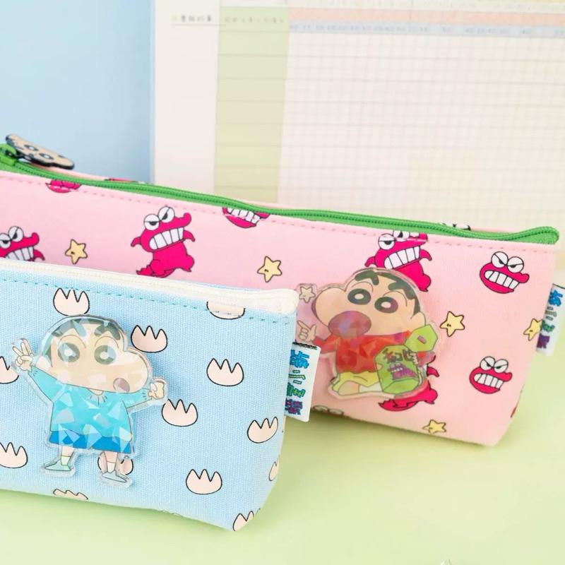 【台灣現貨🎁J&E比選物店】正版 蠟筆小新 三角 帆布 筆袋 大容量 帆布筆袋 鉛筆盒 文具 文具收納 蠟筆小新鉛筆盒-細節圖5