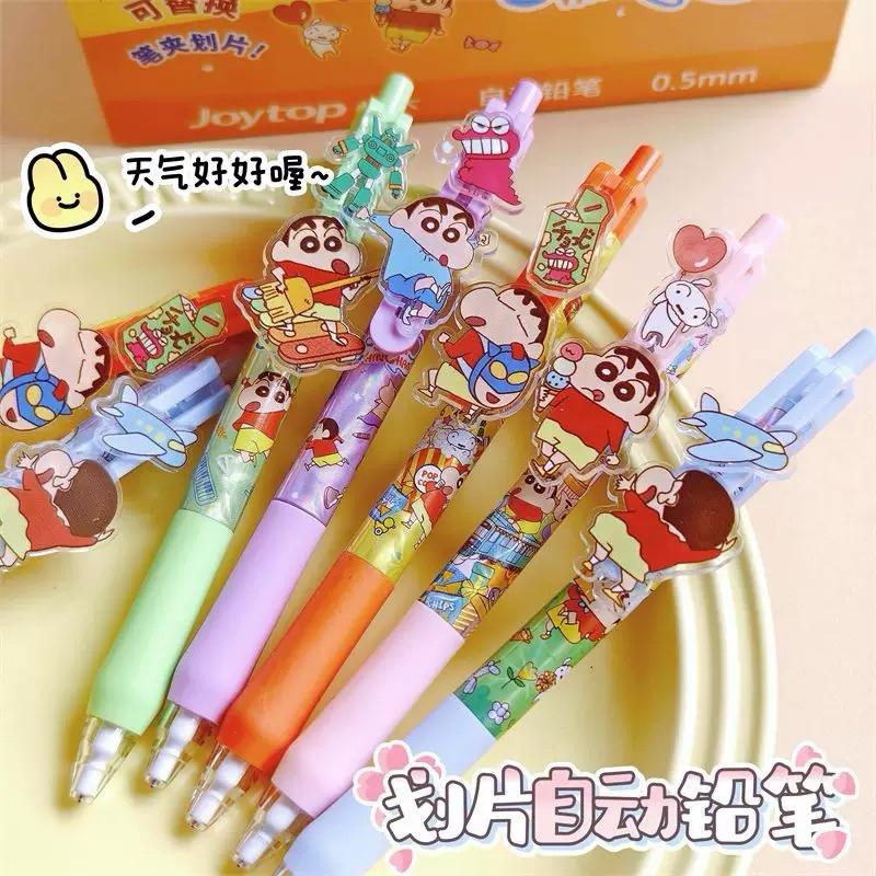 【台灣現貨🎁J&E比選物店】正版 蠟筆小新 自動鉛筆 壓克力片裝飾 矽膠筆握 壓克力滑片 筆 筆類 文具 鉛筆-細節圖3