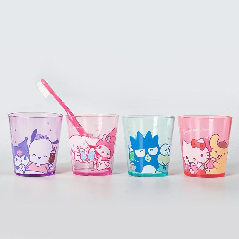 【台灣現貨🎁J&E比選物店】正版 日本 三麗鷗 260mL 兒童 漱口杯 飲料杯 防摔杯 防摔漱口杯 透明塑膠杯-細節圖7