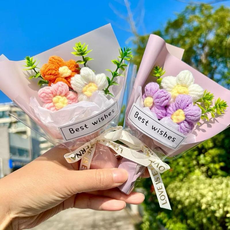 【台灣現貨🎁J&E比選物店】 畢業花束 迷你花束 仿真假花 小花束 毛線花 永生花 伴手禮 畢業禮 生日禮 禮物 花束-細節圖4