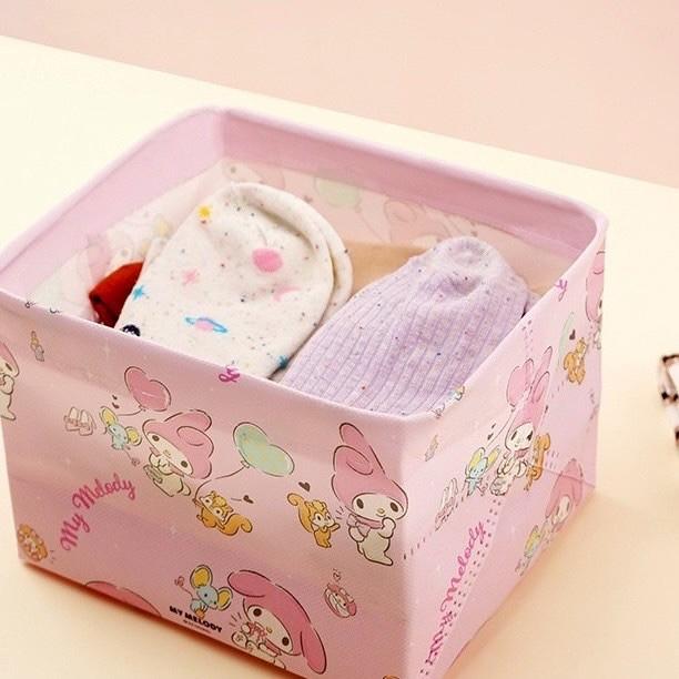 【台灣現貨🎁J&E比選物店】正版 三麗鷗 <3入1組> 折疊 收納框 收納籃 可折疊收納籃 衣服收納 零食收納 桌上收納-細節圖7