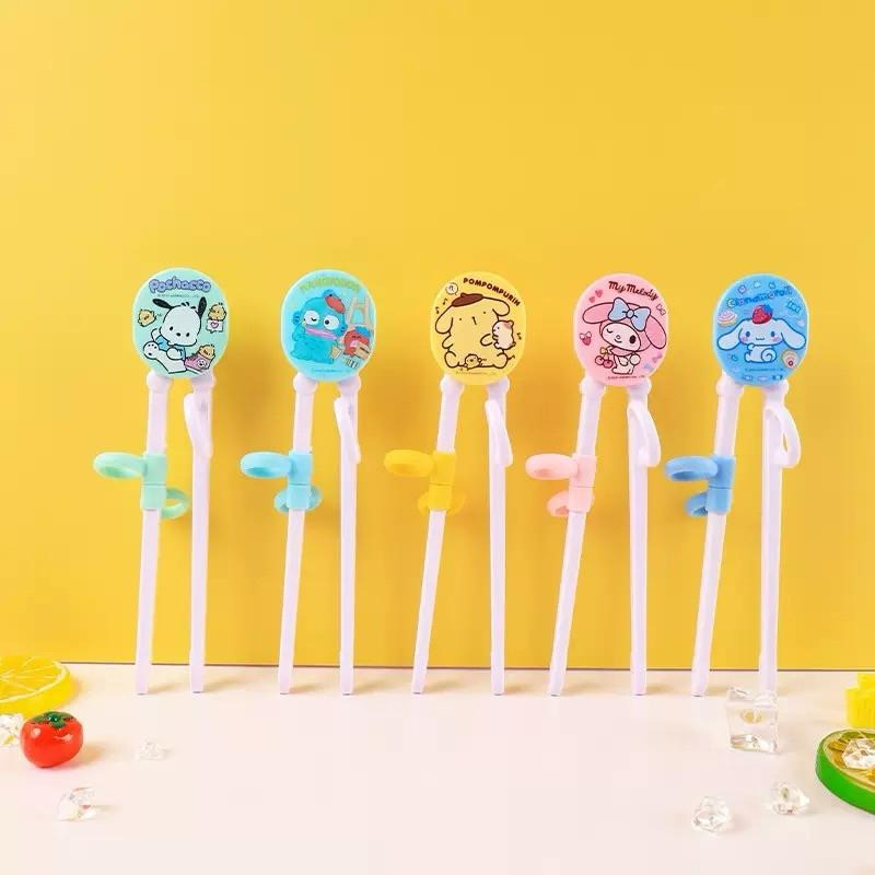 【台灣現貨🎁J&E比選物店】正版 三麗鷗 學習筷 指環可拆卸 輔助筷 訓練筷 學習餐具 輔助餐具 筷子 餐具-細節圖2