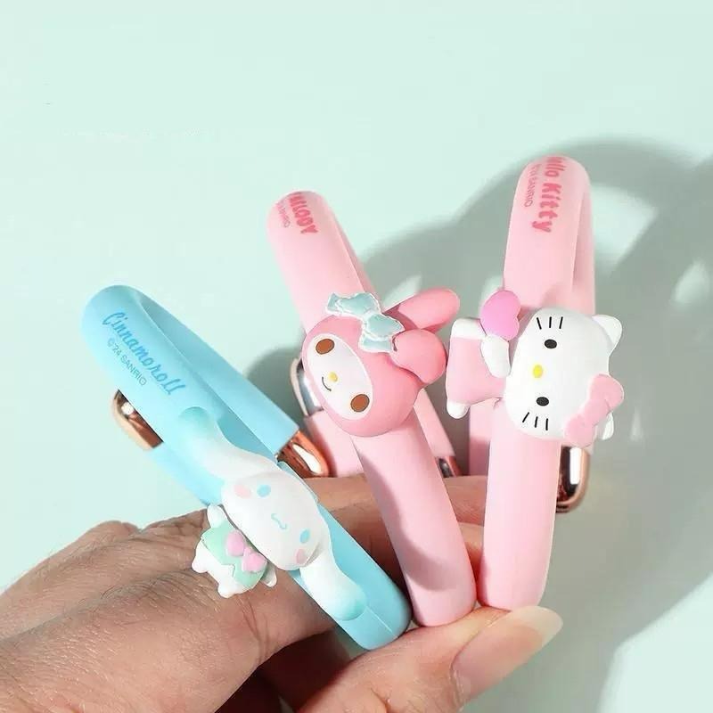 【台灣現貨🎁J&E比選物店】正版 三麗鷗 2025新款 防蚊手環 驅蚊手環 植物精油 不含DEET 防蚊 驅蚊 精油驅蚊-細節圖4