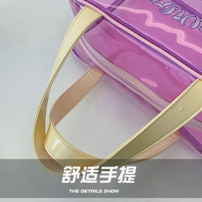 【台灣現貨🎁J&E比選物店】正版 三麗鷗 防水 透明果凍包 拉鍊包 玩水包包 防水包 透明包 玩沙 游泳 化妝包 盥洗包-細節圖7