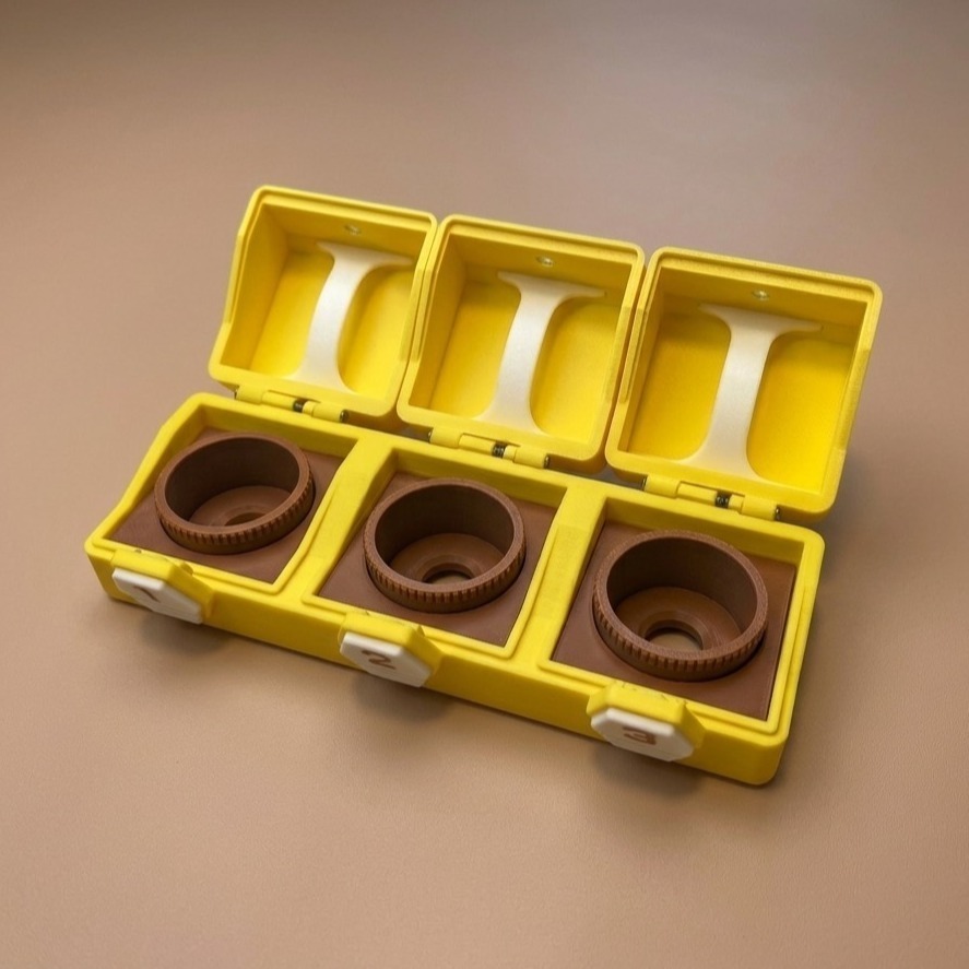 問號磚3V3對戰盒 戰鬥陀螺X 可調 BX-12 3V3 對戰盒 收納盒 自鎖彈蓋式設計 比賽必備 戰鬥陀螺盒-細節圖3