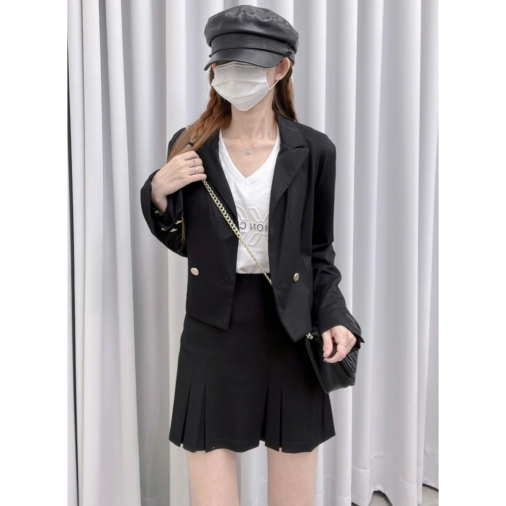 ♥️ AMY DRESS ♥️ 🎎韓國🎎 M1721 * 正韓 金釦襯領西裝外套+壓摺裙褲 一套-細節圖11