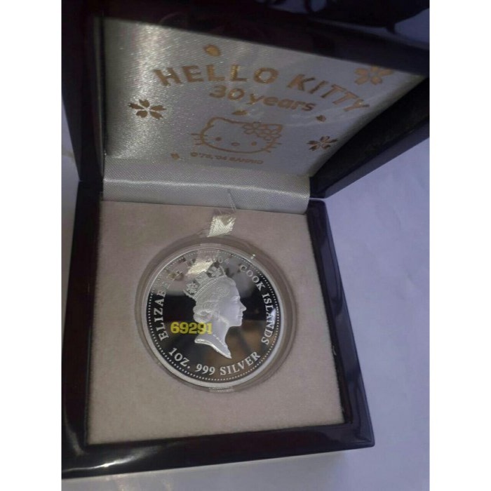 全台唯一~kitty純銀銀幣一盎司，凱蒂貓銀幣，kitty銀幣，銀幣，紀念幣，幣~kitty銀幣一盎司~30週年銀幣-細節圖3
