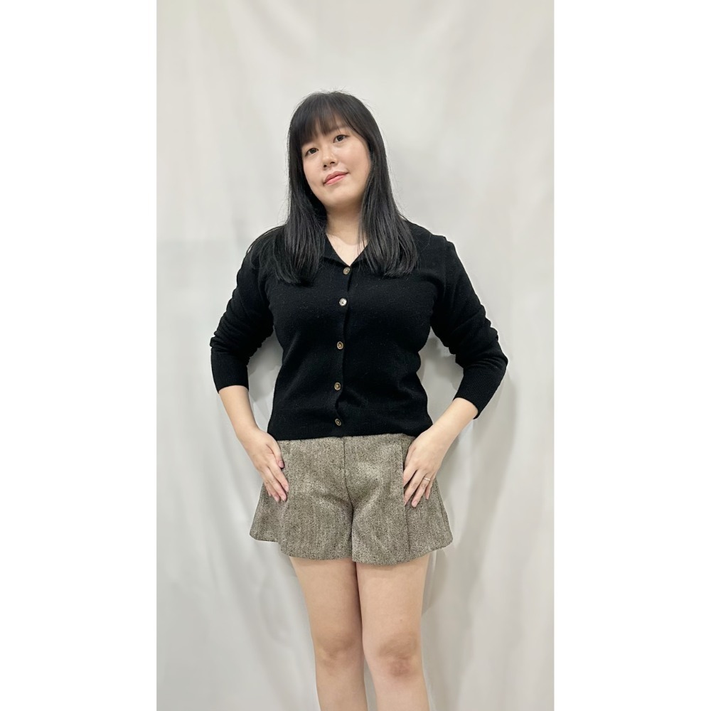 T032-氣質翻領開襟針織上衣-黑/深灰-規格圖3