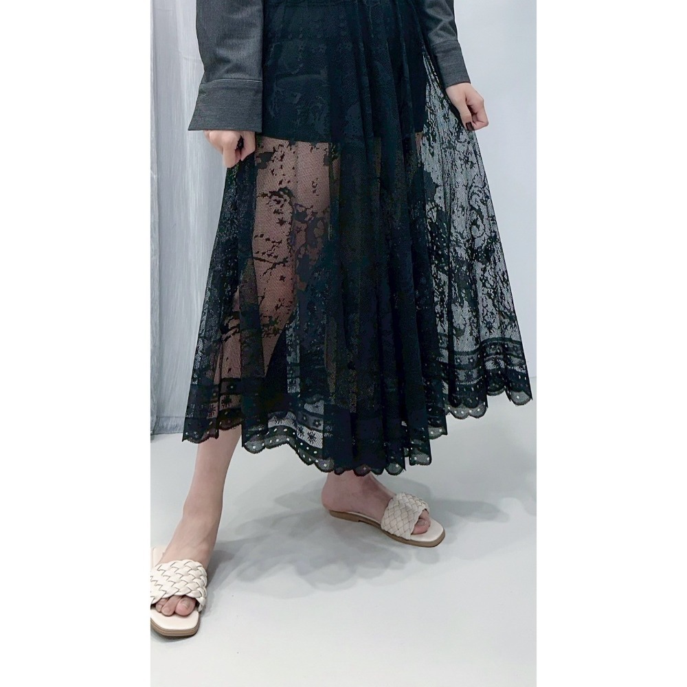 P029-暮光花園蕾絲長裙/黑.白 (現貨)-規格圖2