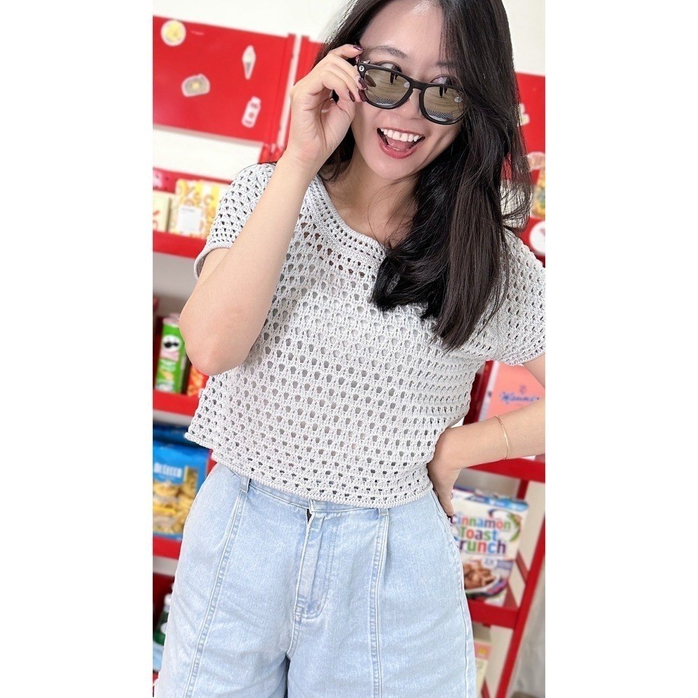 T058-薄霧鉤織短袖上衣-細節圖2