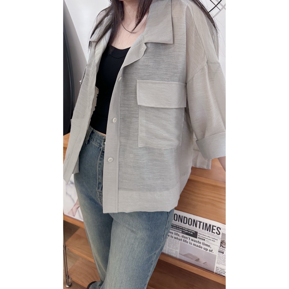 T067-靜謐時光口袋襯衫/白.灰 (現貨)-規格圖2