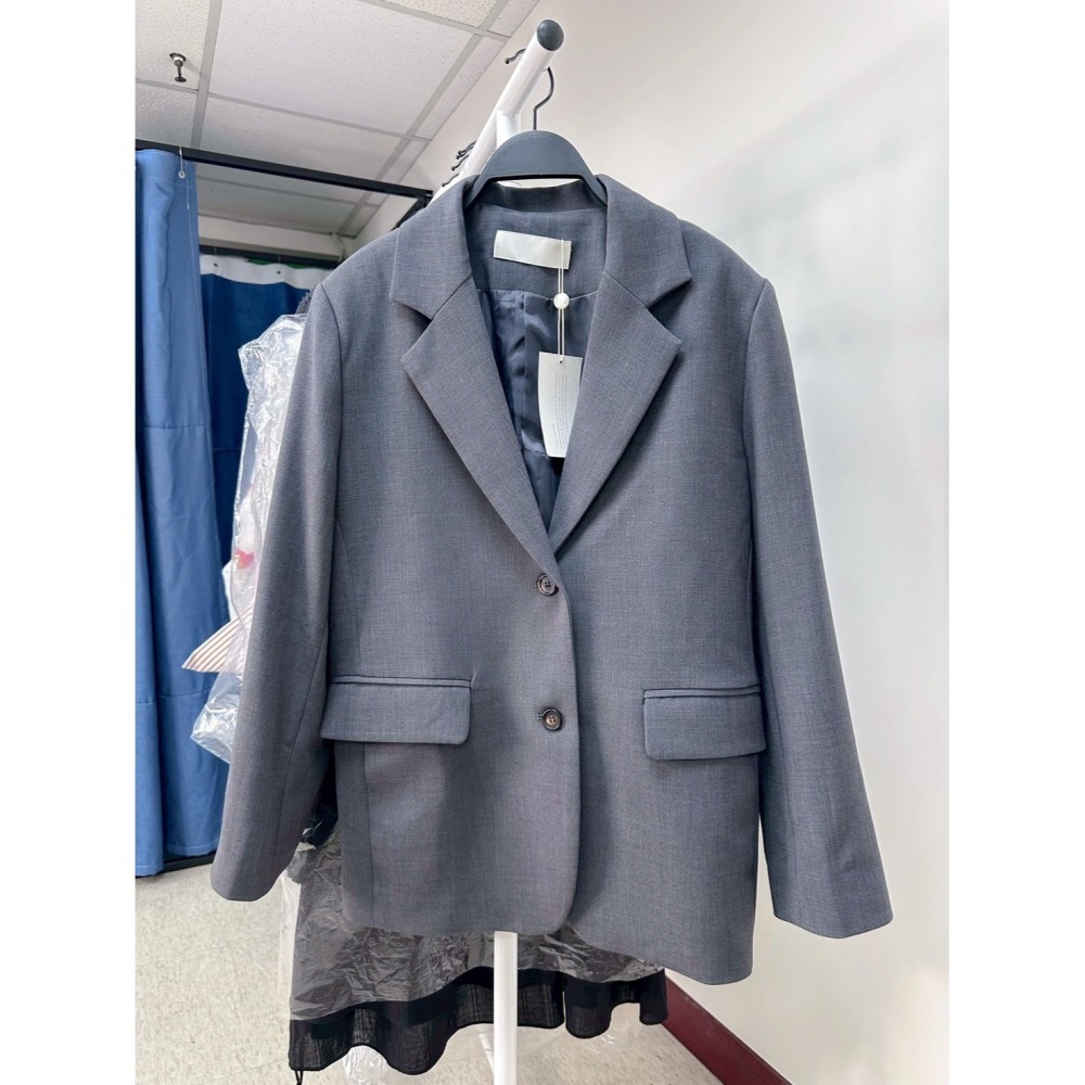 O020-深灰質感修身西外 (現貨)-細節圖3