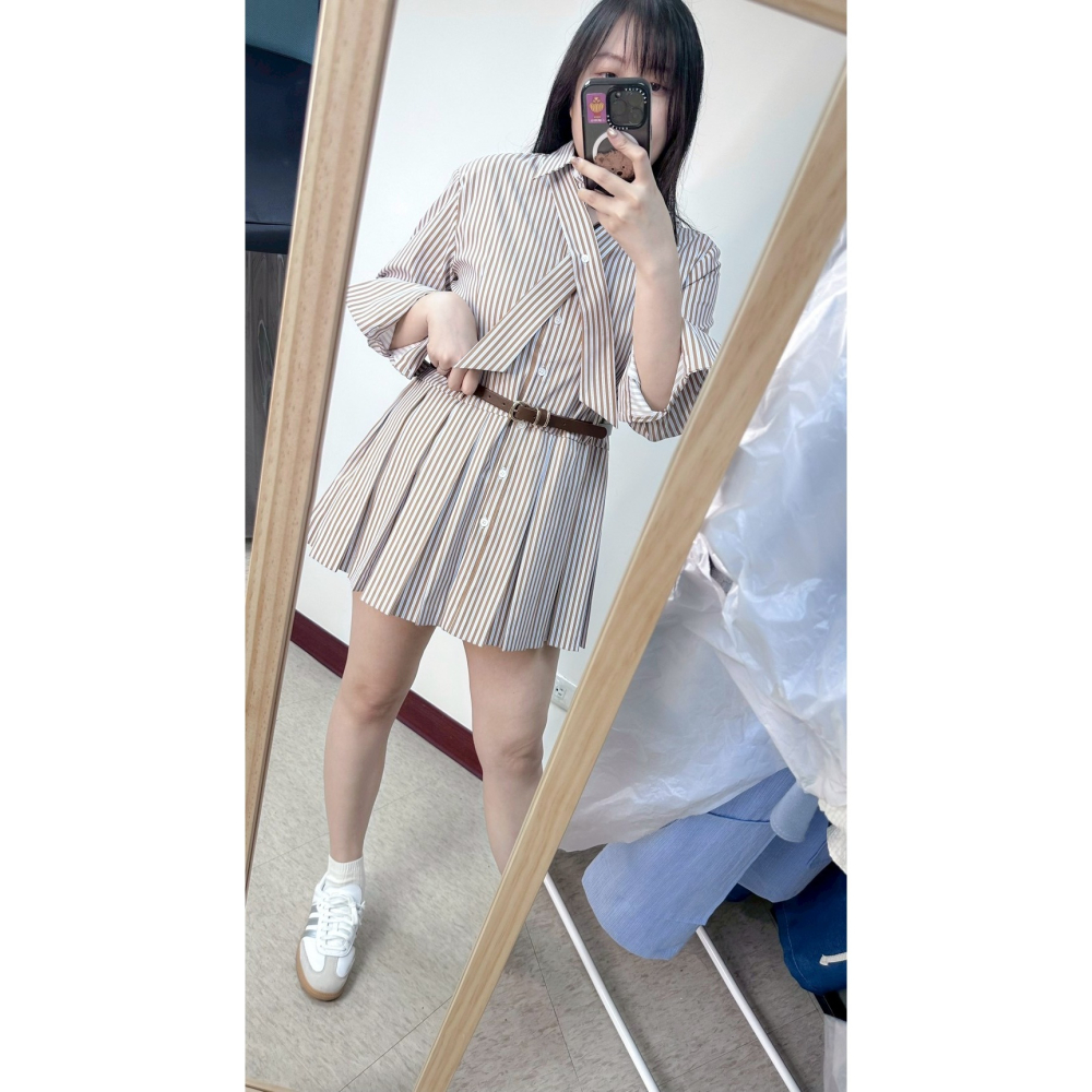 S008-咖色條紋百褶連身裙-細節圖3