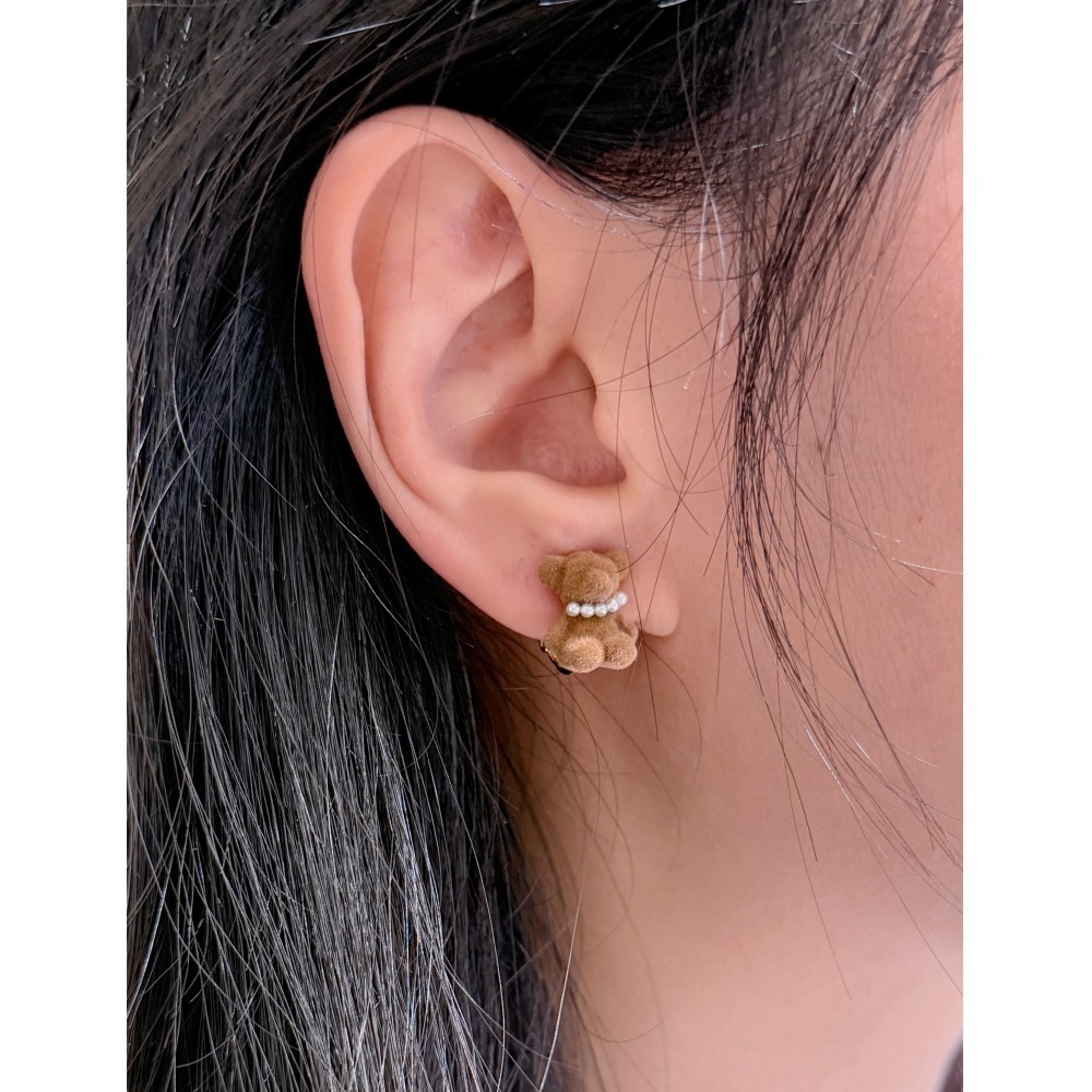 E026-植絨小熊珍珠項鍊夾式耳環(現貨+預購)-細節圖2