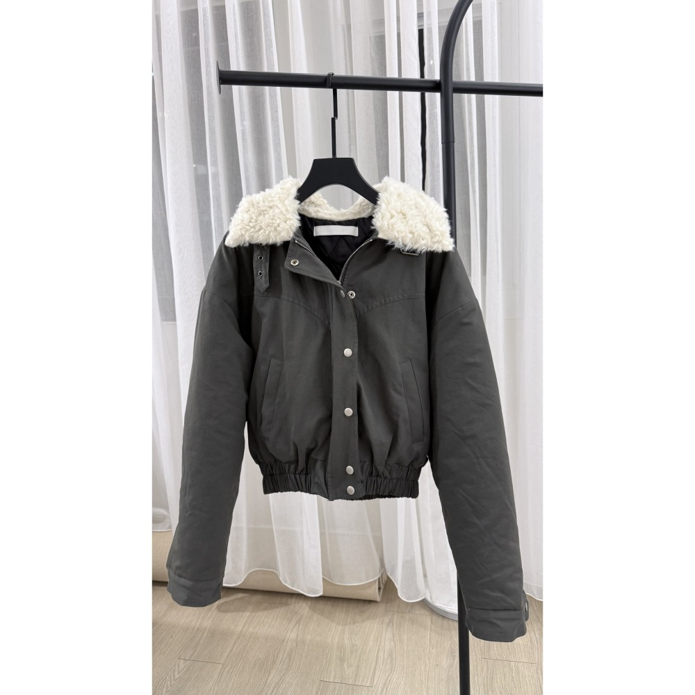 O025-冬日酷型・翻領毛絨防風外套(現貨+預購)-細節圖3