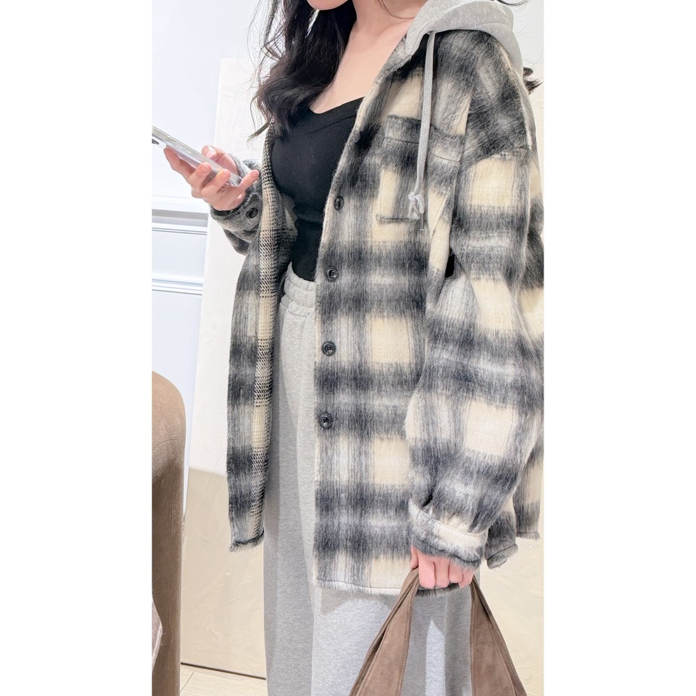 O026-冬日漫遊・經典復古磨毛感格紋襯衫外套(現貨+預購)-細節圖3