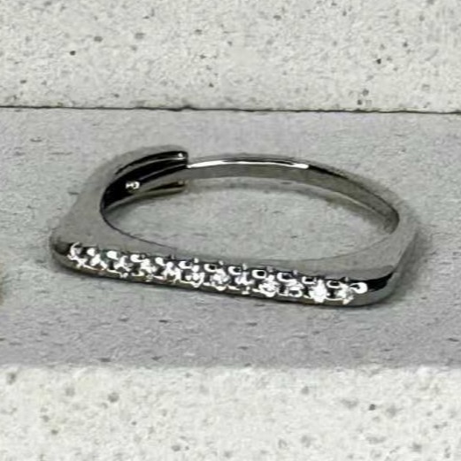 R021-微鑽弧線開口戒 (現貨)-細節圖2