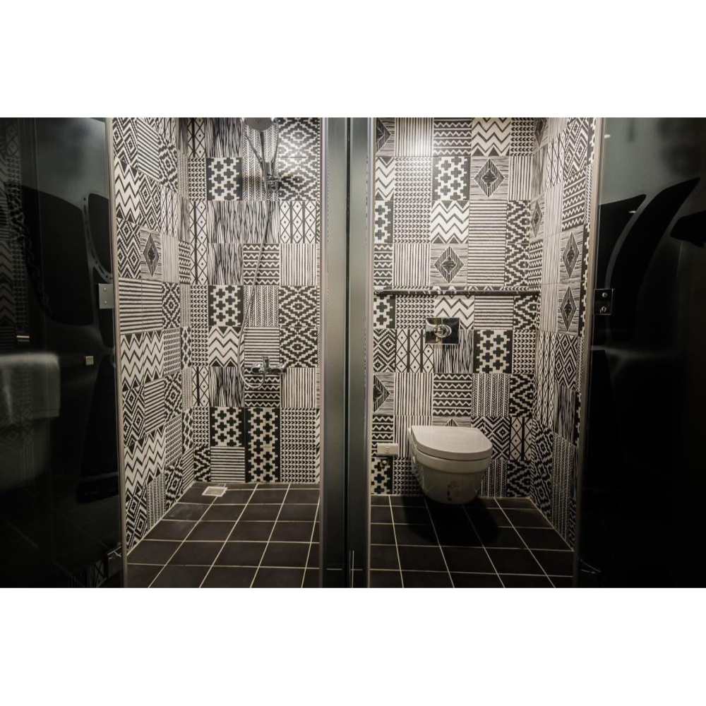 可雅【雲林虎尾春秋文創設計旅店雙人平日一泊一食】(身上無庫存，購買前請加官賴:@iop99000詢問)-細節圖10