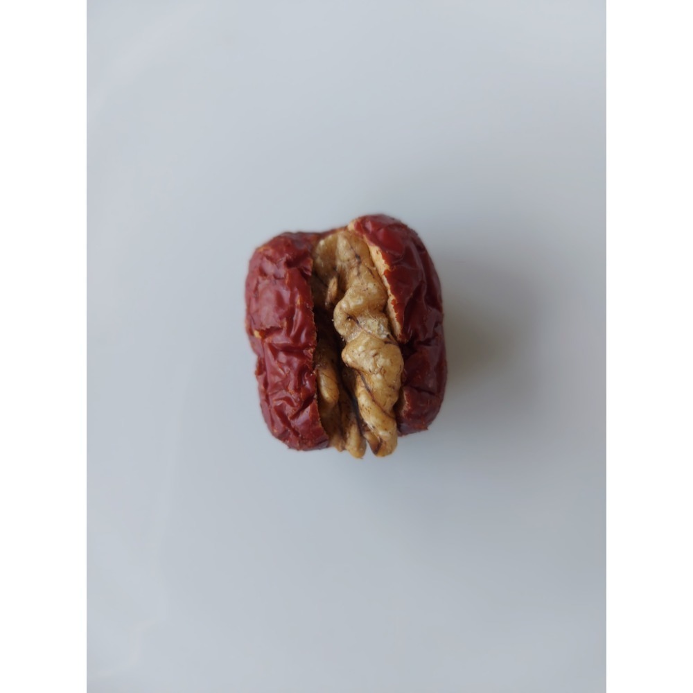 【附發票】 即食品 紅棗夾核桃 300g 即食品 好吃又養生 養身食品 獨立小包裝-細節圖2