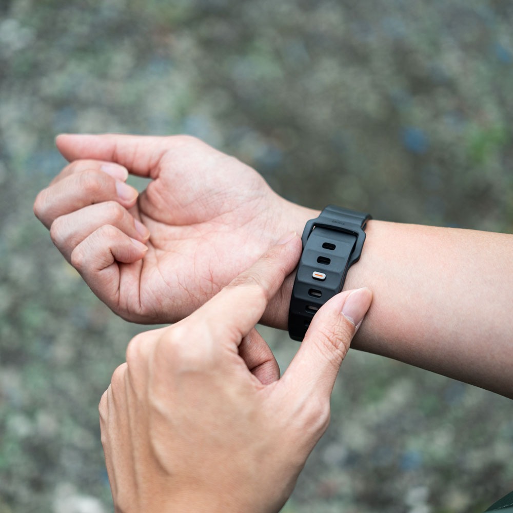 UNIQ Apple Watch Stride 防水FKM氟橡膠不鏽鋼錶帶/多色選-細節圖2