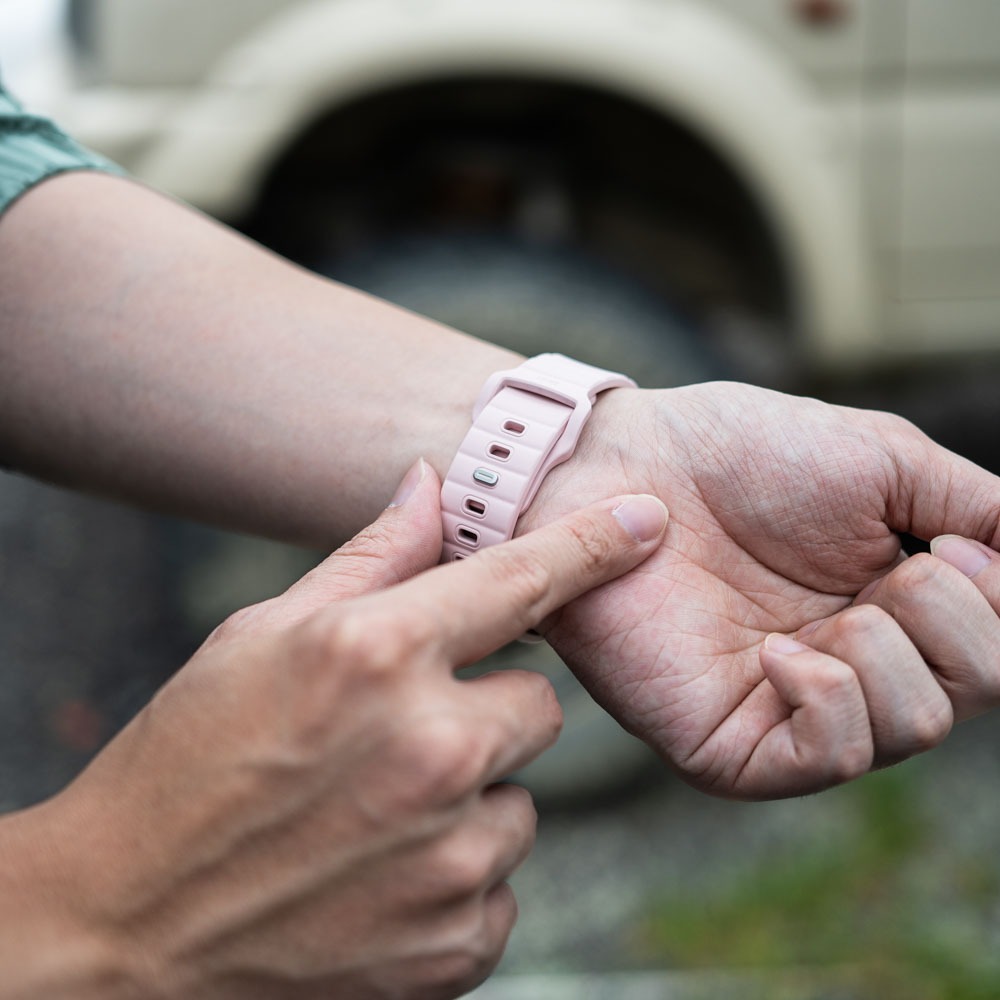 UNIQ Apple Watch Stride 防水FKM氟橡膠不鏽鋼錶帶/多色選-細節圖5
