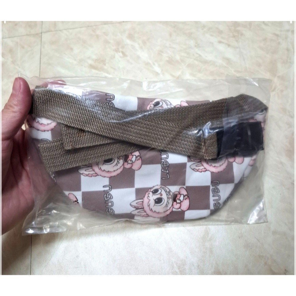 全新  LABUBU拉布布腰包-細節圖4