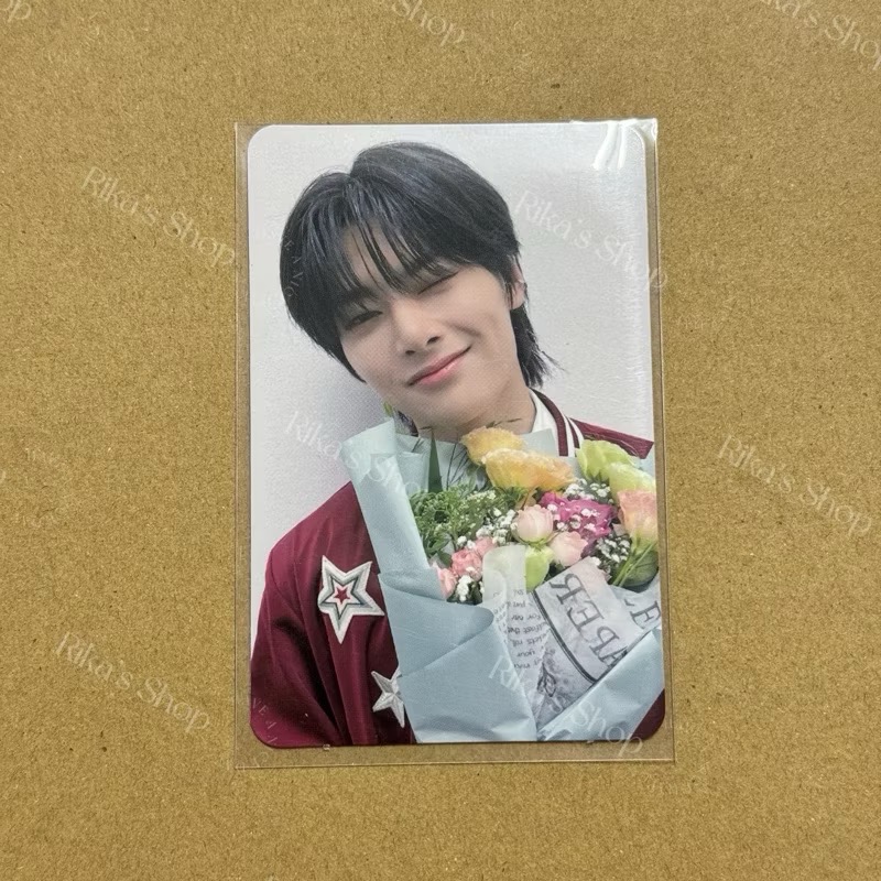 Stray Kids 5-STAR SWLD特典 帽踢 帽T 捧花 拿花 官方小卡 正版小卡-規格圖1