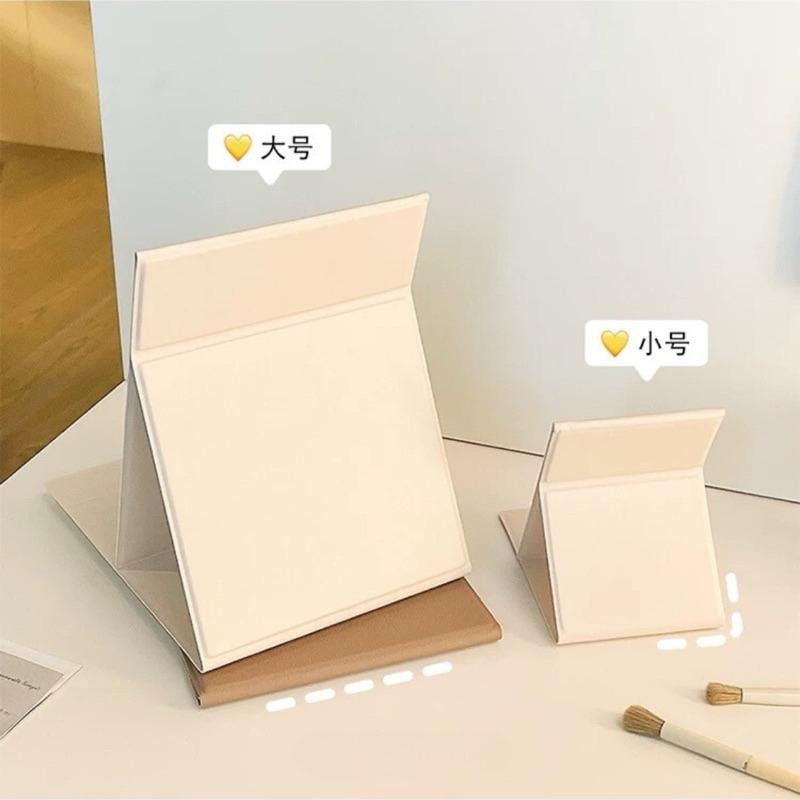 🛸快速出貨 奶茶系質感折疊鏡 折疊化妝鏡 鏡子 化妝鏡 折疊鏡 迷你鏡 桌上鏡 鏡子 旅遊攜帶 隨身鏡 立鏡 桌鏡-細節圖7