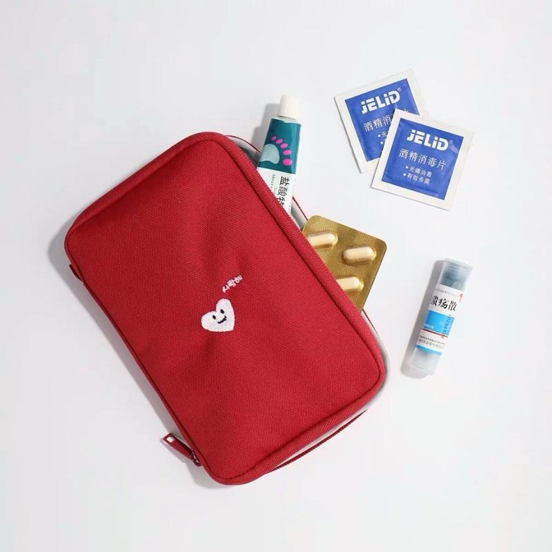 台灣出貨 BOTTA DESIGN 旅行藥品收納包 旅行收納護照包 隨身急救包 護照夾 旅行醫療包 急救包 藥包 藥盒-細節圖5