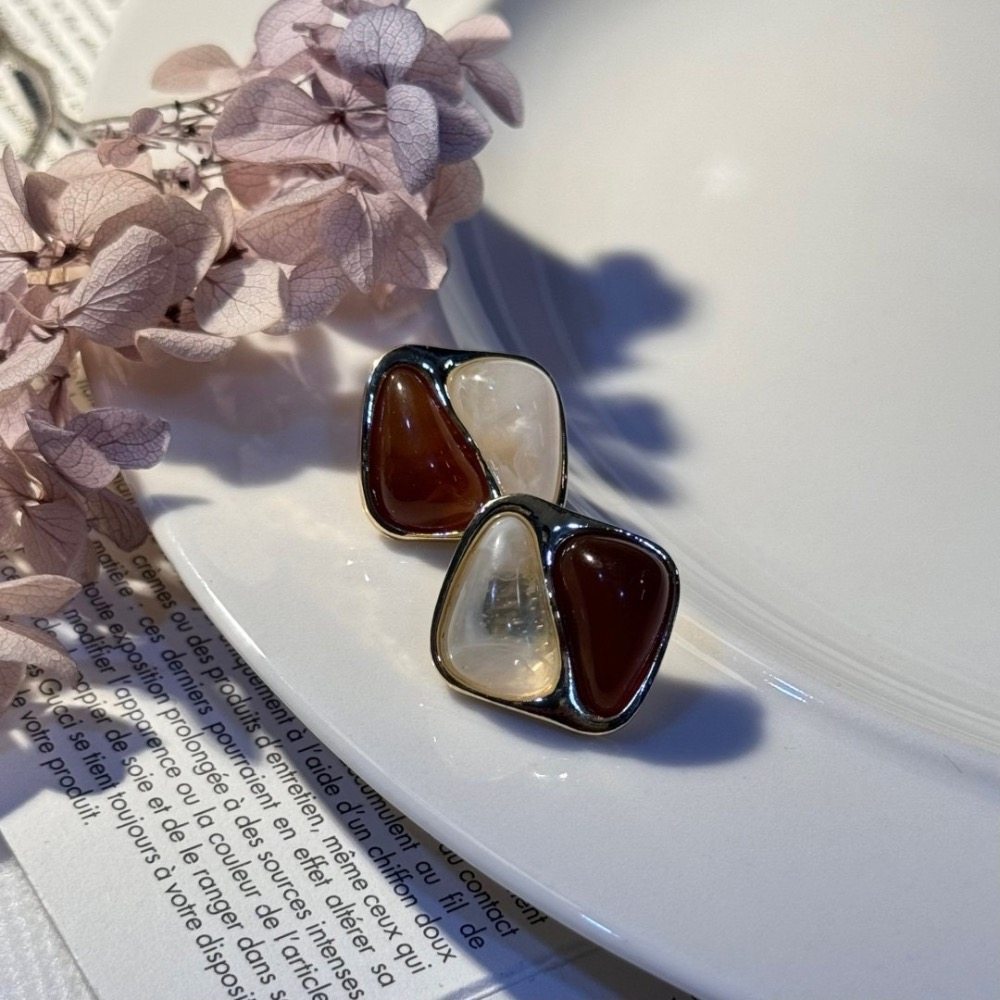 《925銀針》復古拼色琥珀耳環-細節圖4