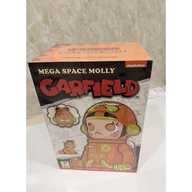 POP MART molly space 泡泡瑪特 Molly 400% 加菲貓 全新未拆-細節圖2