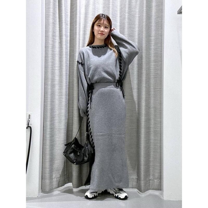 【現貨】孤品 實拍 好品相！日系選品💕LK日單 設計感顯瘦撞色寬鬆短版上衣+高腰側開衩針織中長裙-細節圖8