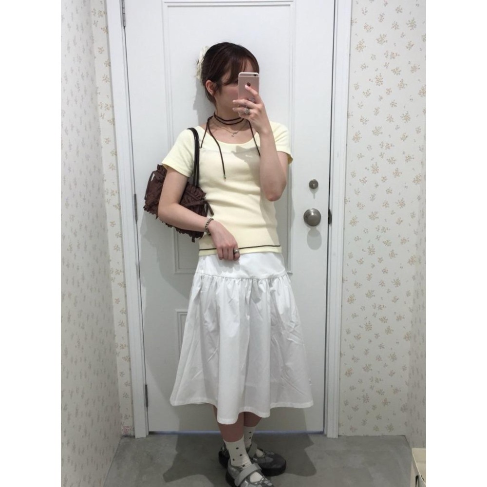 【現貨】自留 實拍📷日系選品💕tina日單 舒適好搭必入款! 圓領顯瘦羅紋胸前字母T恤 上衣-細節圖5