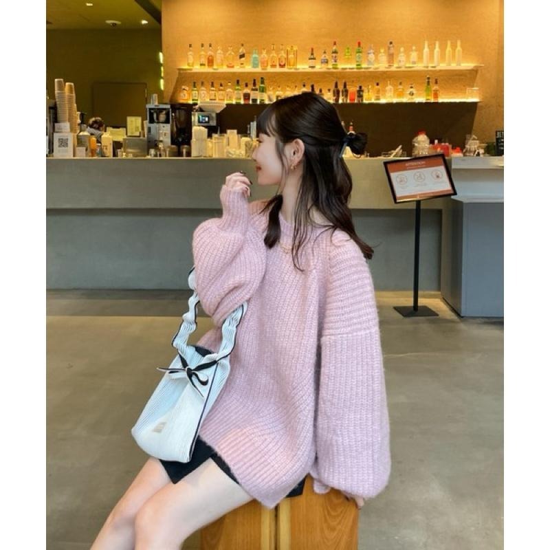 【現貨+預購】 實拍 日系選品💕HIN日單 清新純色落肩燈籠袖粗針織毛衣 長袖上衣-細節圖2