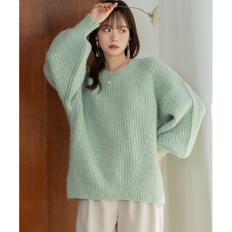 【現貨+預購】 實拍 日系選品💕HIN日單 清新純色落肩燈籠袖粗針織毛衣 長袖上衣-規格圖11