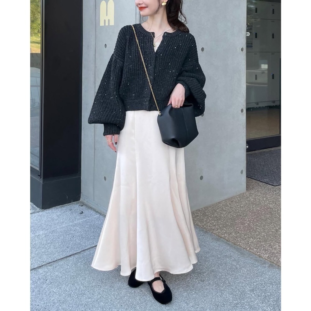 【現貨】25年增新色! 人氣款🔥日系選品💕HIN日單 秋冬新款 閃閃亮片燈籠袖針織毛衣外套-細節圖9