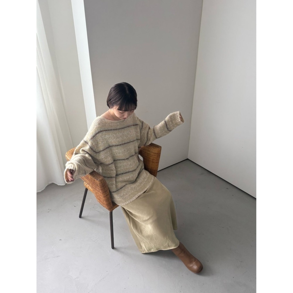 【現貨】日系選品💕KBF日單 金絲感微閃條紋編織寬鬆慵懶長版針織毛衣 上衣 長袖上衣-細節圖4